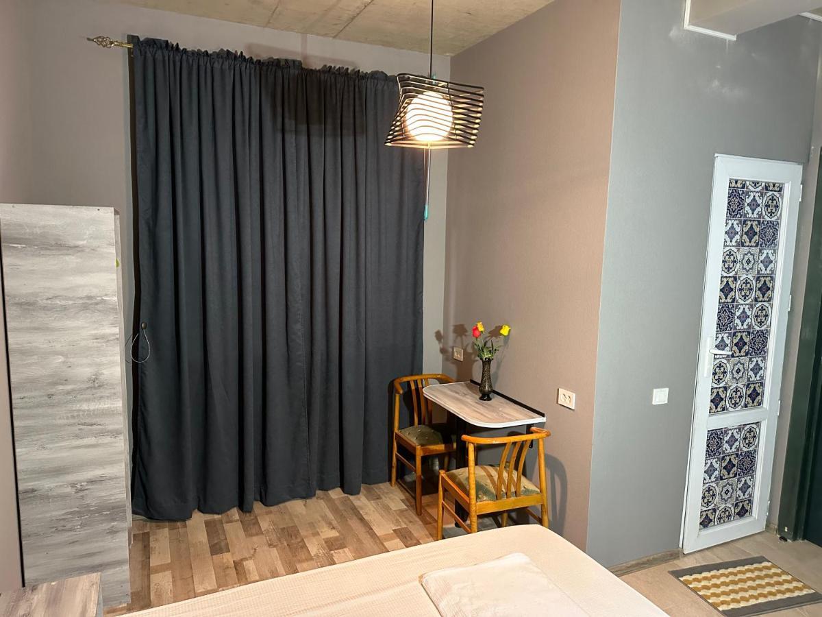 Nid Hotel Тбилиси Екстериор снимка