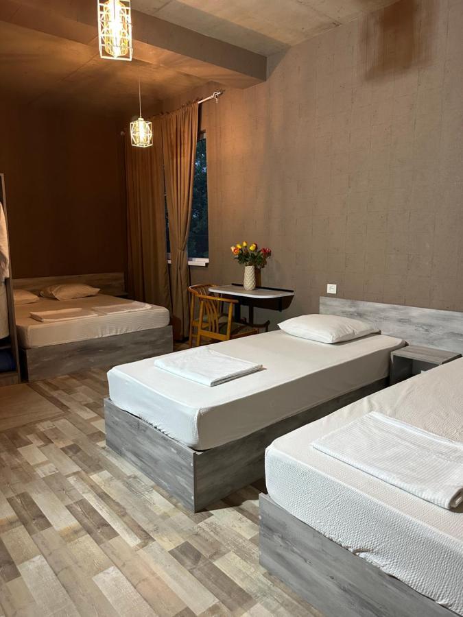 Nid Hotel Тбилиси Екстериор снимка