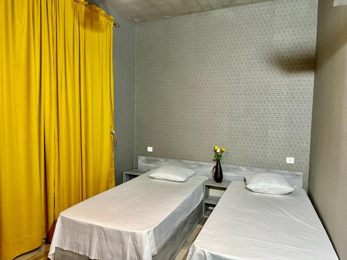 Nid Hotel Тбилиси Екстериор снимка