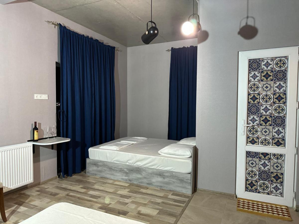 Nid Hotel Тбилиси Екстериор снимка