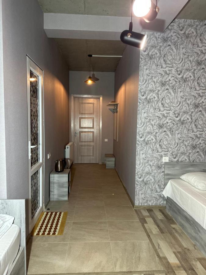 Nid Hotel Тбилиси Екстериор снимка