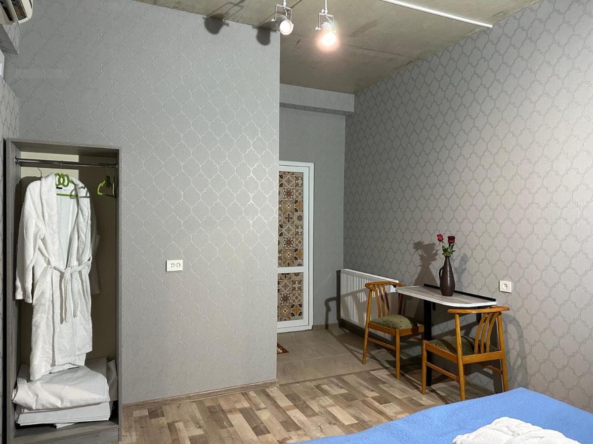 Nid Hotel Тбилиси Екстериор снимка
