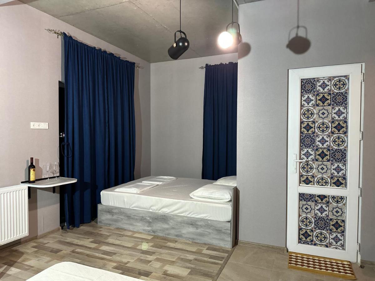 Nid Hotel Тбилиси Екстериор снимка