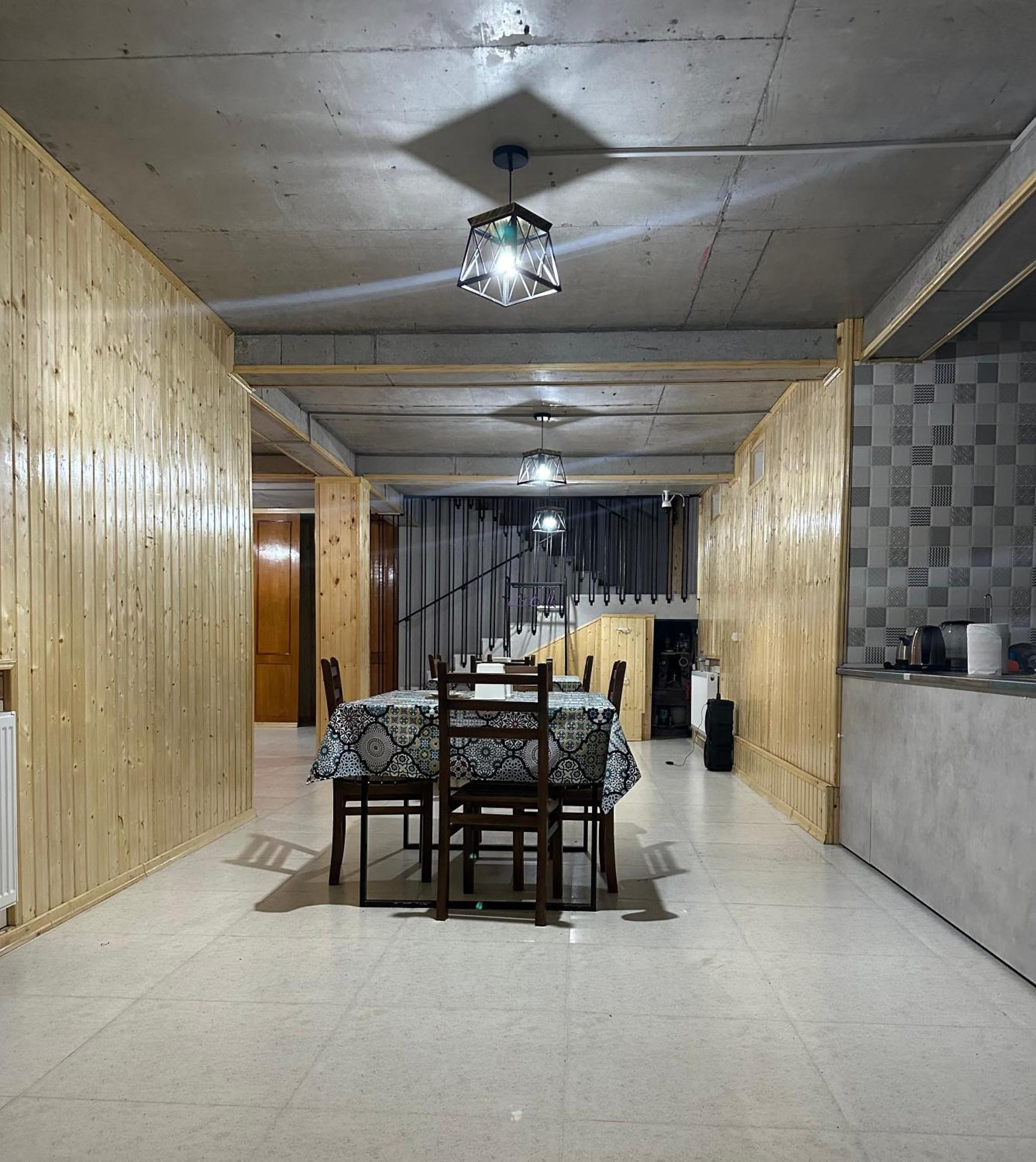 Nid Hotel Тбилиси Екстериор снимка