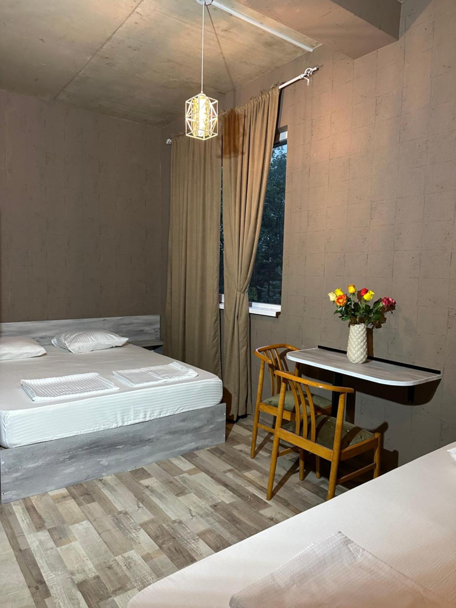 Nid Hotel Тбилиси Екстериор снимка